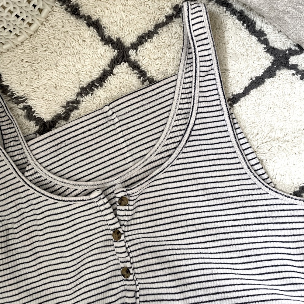 Old Navy blue and white striped tank top